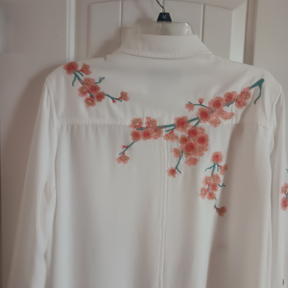 John Mark Button Front Raw Bottom Hem Pocket Fron… - image 8